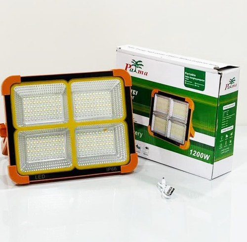 پرژکتور خورشیدی Pama 1200 وات چهار باتری